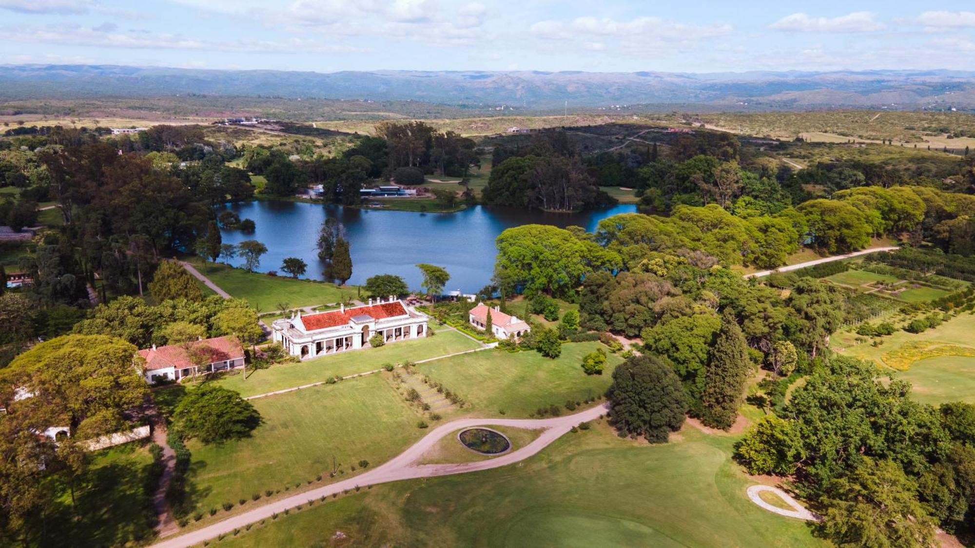 Estancia La Paz Hotel Ascochinga Exteriör bild